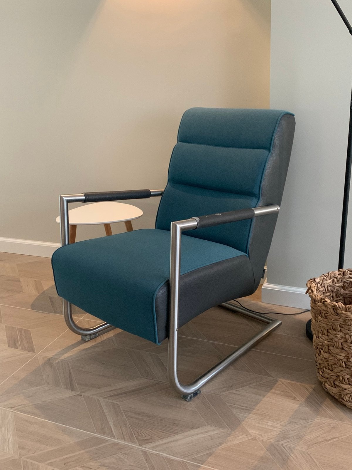 Fauteuil Luzern - Xooon (petrol/ antraciet), Huis en Inrichting, Ophalen, Gebruikt, Minder dan 75 cm, Stof