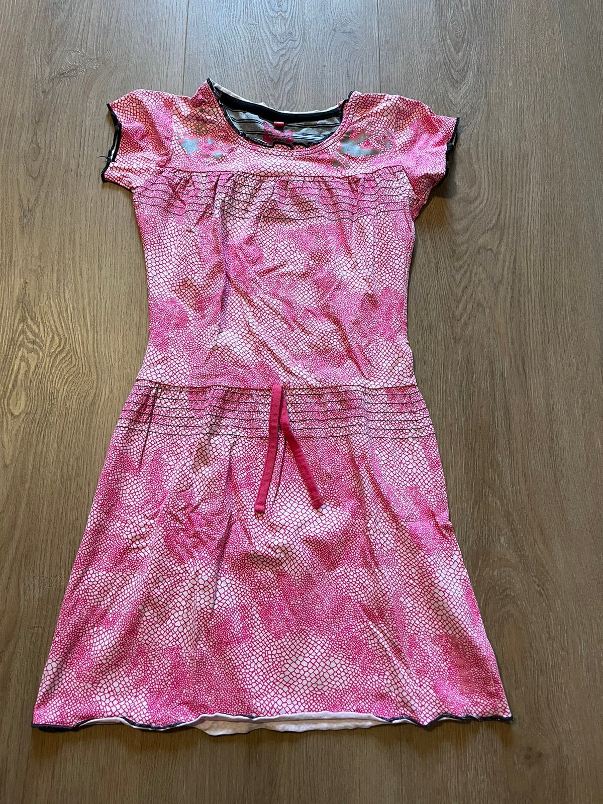 Chaos and order jurk roze maat 134 / 140 zgan, Kinderen en Baby's, Kinderkleding | Maat 134, Ophalen of Verzenden, Zo goed als nieuw