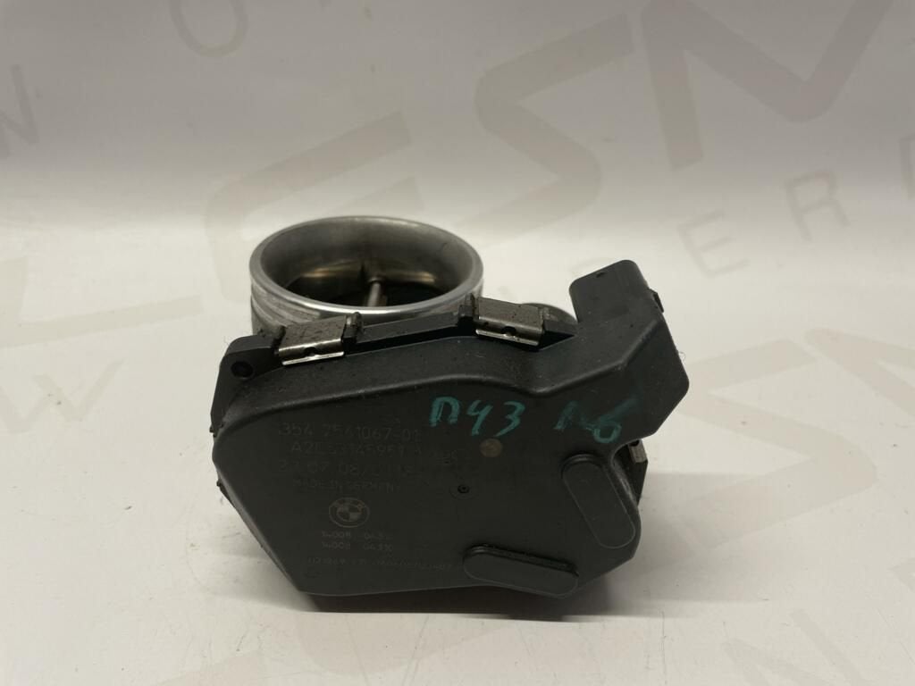 Gasklep huis BMW E81 1354756106701, Gebruikt, -, -, Ophalen of Verzenden
