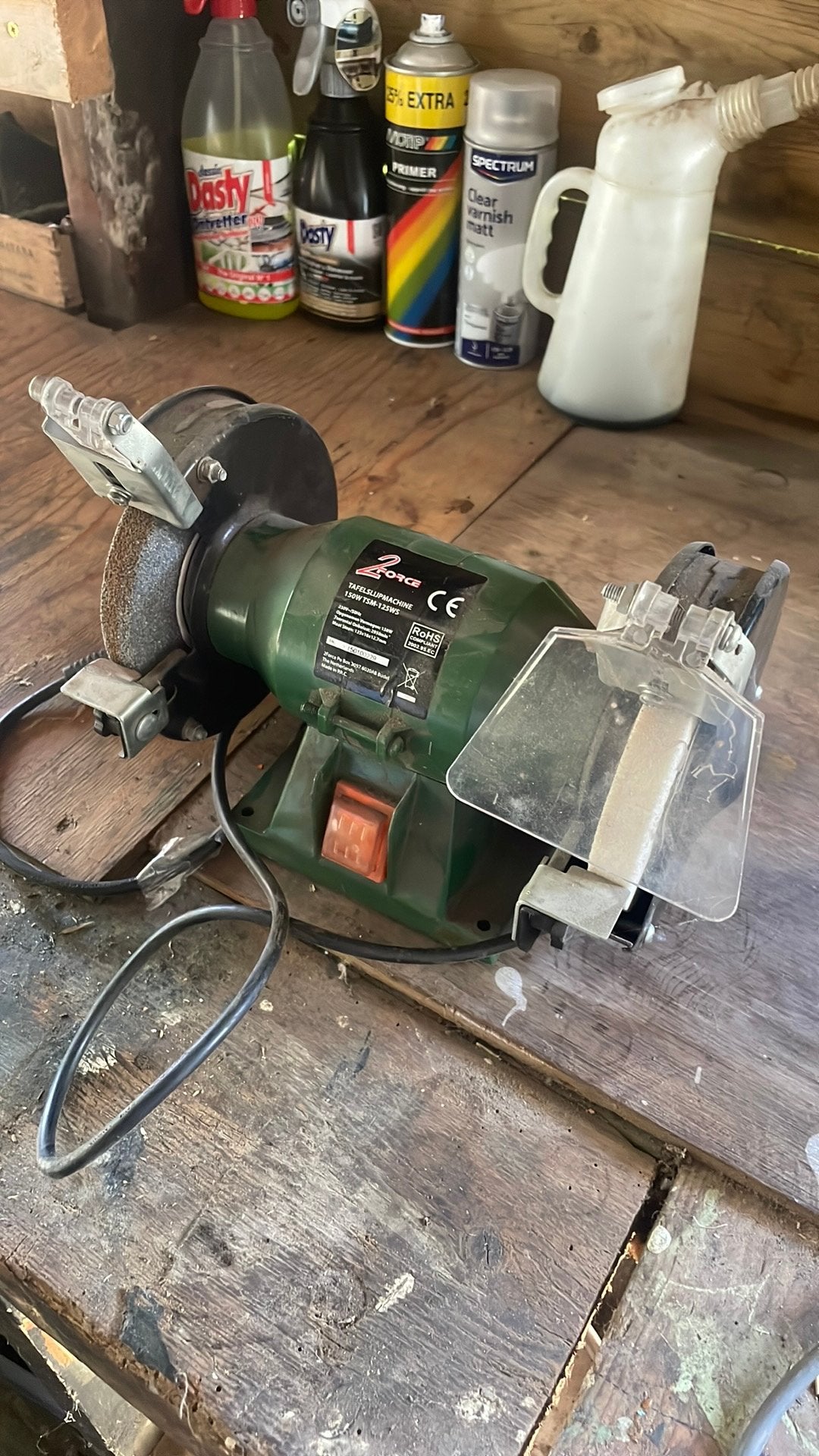 2Force Tafelslijpmachine, Ophalen, Zo goed als nieuw, Minder dan 700 watt, Werkbankslijpmachine
