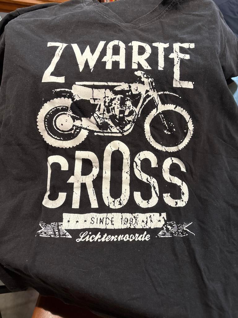 Zwarte Cross T-shirt Zwart Maat 2XL, Kleding | Heren, T-shirts, Ophalen of Verzenden, Gedragen, Maat 56/58 (XL), Zwart