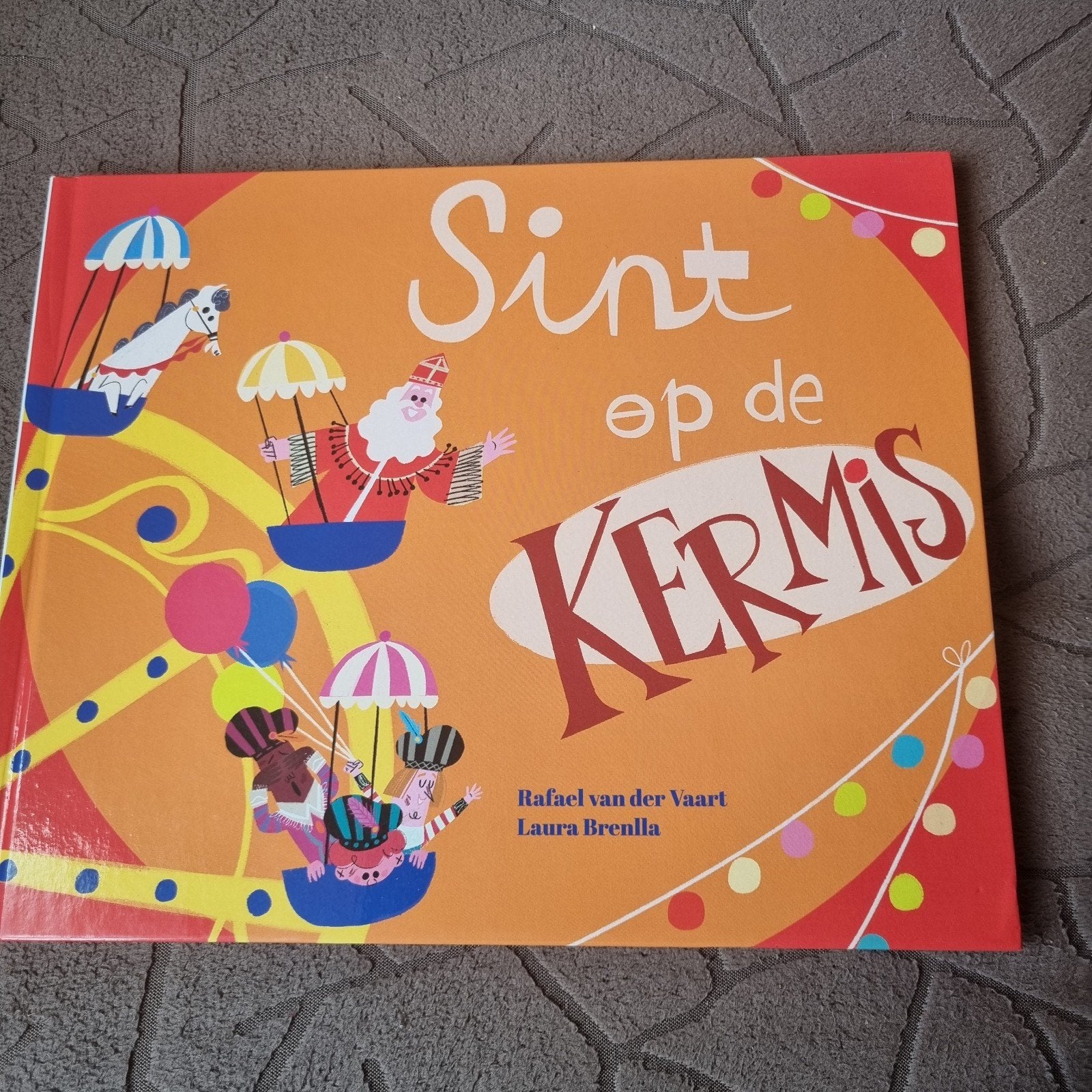 Sint op de Kermis - Prentenboek van Rafael van der Vaart, Ophalen of Verzenden, Zo goed als nieuw, Rafael van der Vaart, Prentenboek