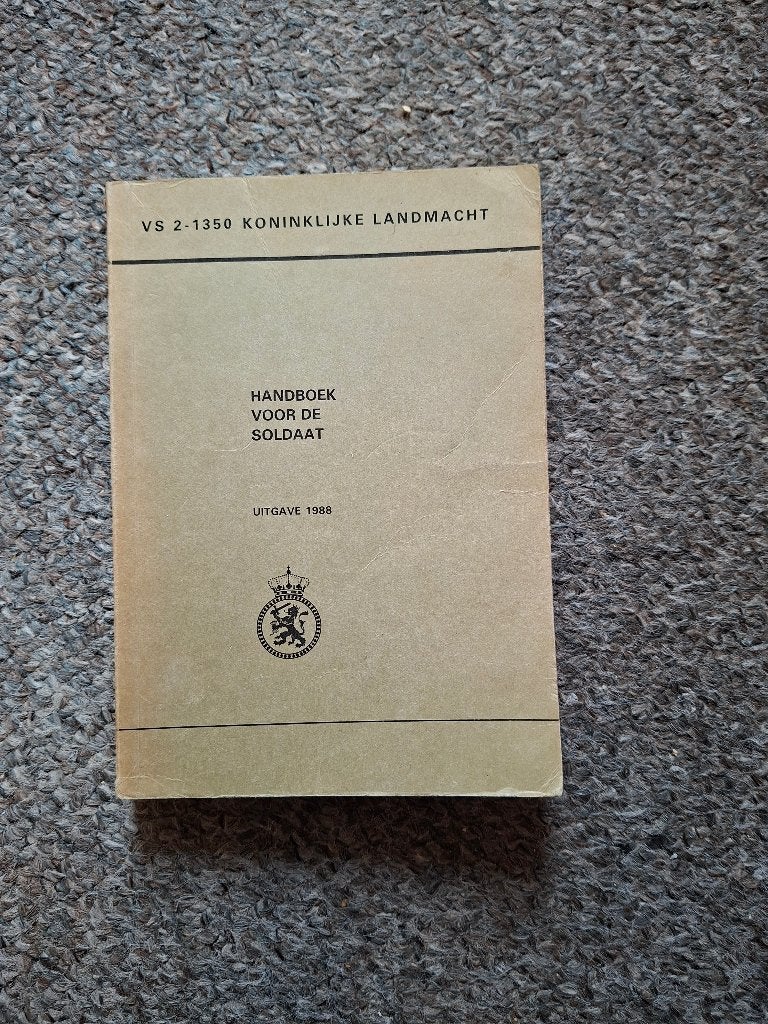 Handboek voor de soldaat/Koninklijke Landmacht 1988, Boeken, Oorlog en Militair, Gelezen, Verzenden, Landmacht, 1945 tot heden