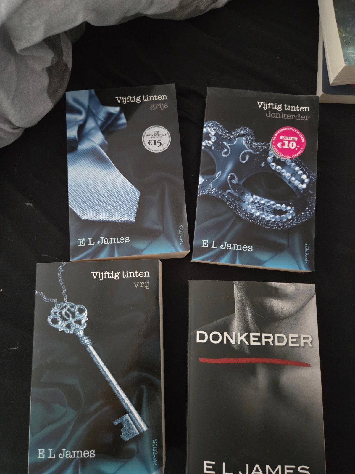 Vijftig tinten trilogie + Donkerder - E.L. James, Boeken, Ophalen of Verzenden, Gelezen, E.L. James, Nederland