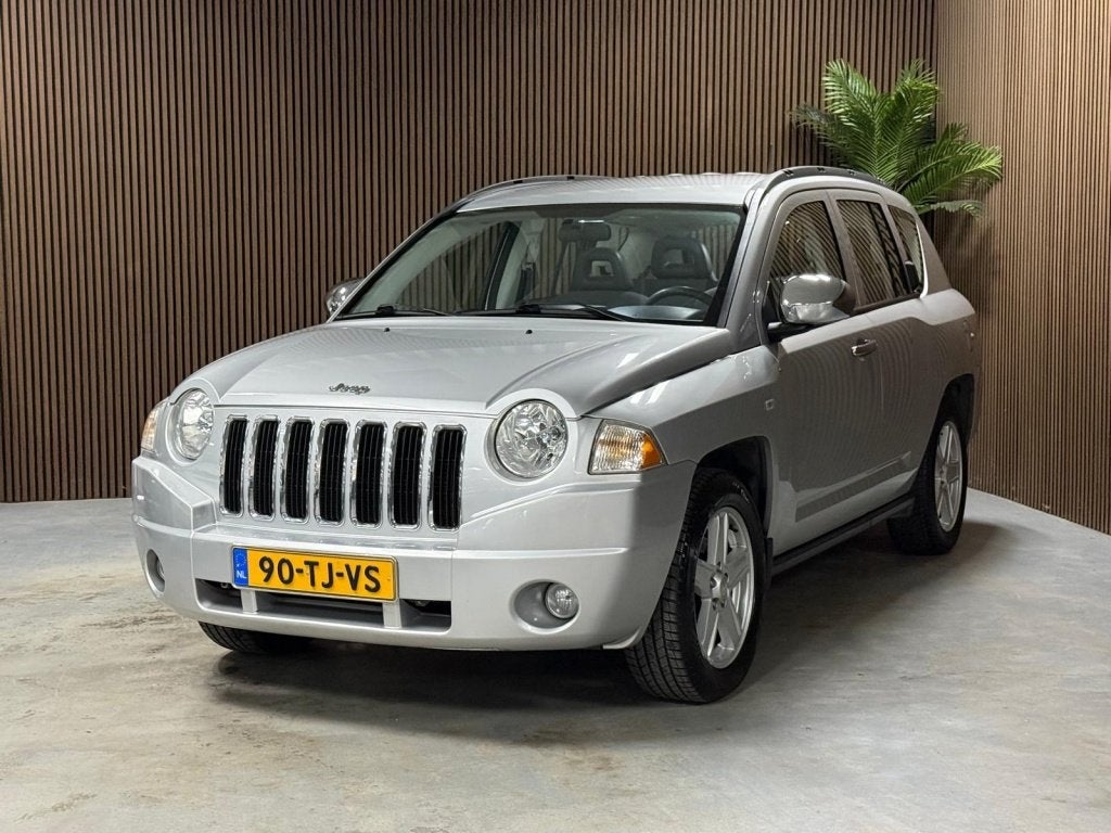 Jeep Compass 2.4 Limited (bj 2006, automaat), Auto's, Automaat, 450 kg, Gebruikt, 4 cilinders