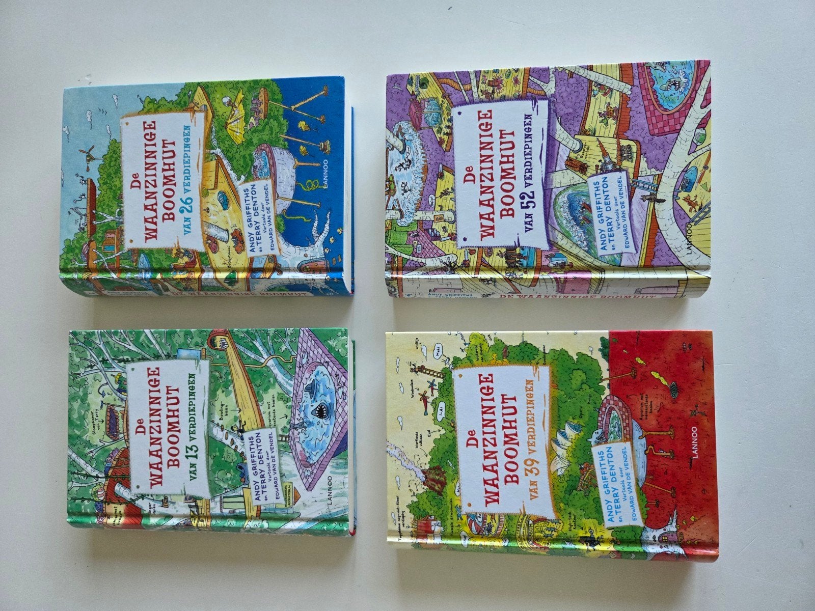 De Waanzinnige Boomhut deel 1 t/m 4, Boeken, Ophalen, Zo goed als nieuw