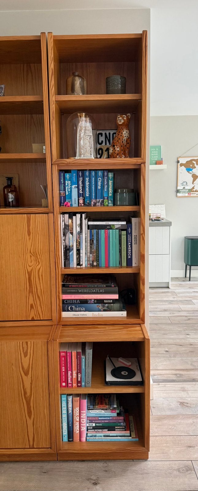 Hulsta boekenkast / wandkast, Huis en Inrichting, Ophalen, 200 cm of meer, Zo goed als nieuw, Minder dan 150 cm