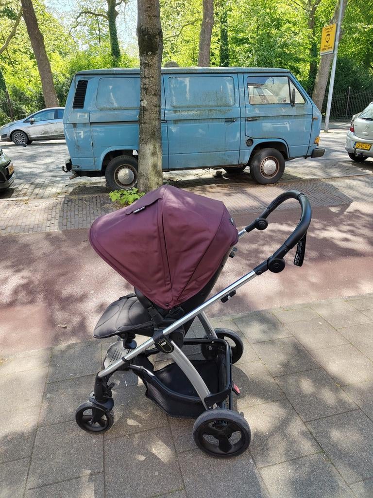 Mamas & Papas Kinderwagen - Licht, wendbaar en stevig, Verstelbare duwstang, Zo goed als nieuw, Ophalen, Kinderwagen