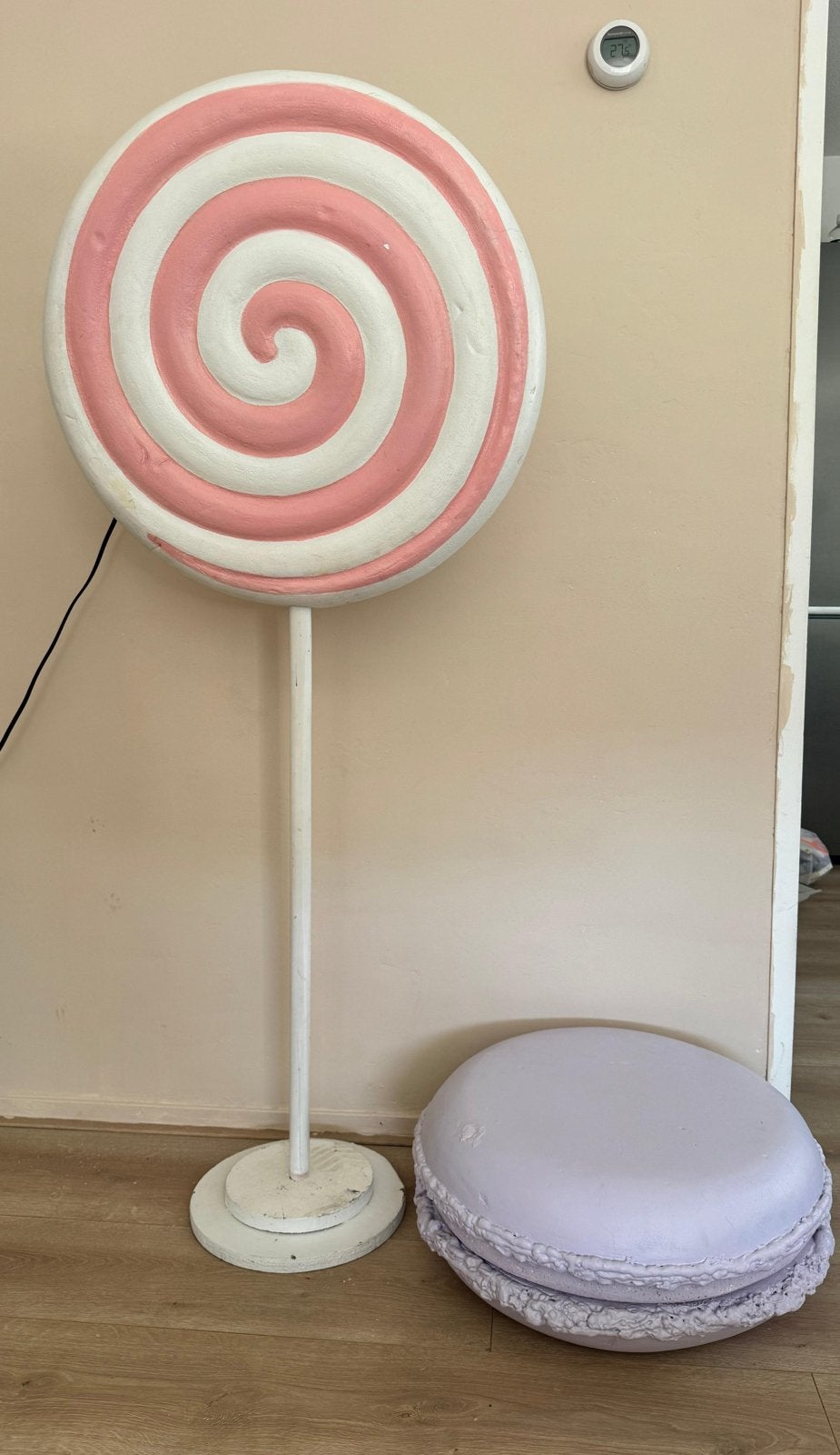1 Grote Lolly, 1 Macaron en een grote cupcake, Huis en Inrichting, Ophalen, Gebruikt, Meerkleurig, Overige stijlen