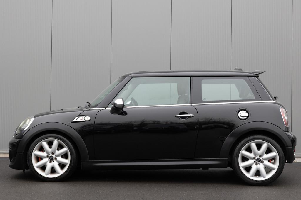 MINI Mini 1.6 Cooper S | 175 PK | LEDER | PANO | NAVI | STOE, Voorwielaandrijving, Automatische klimaatregeling, Gebruikt, Zwart