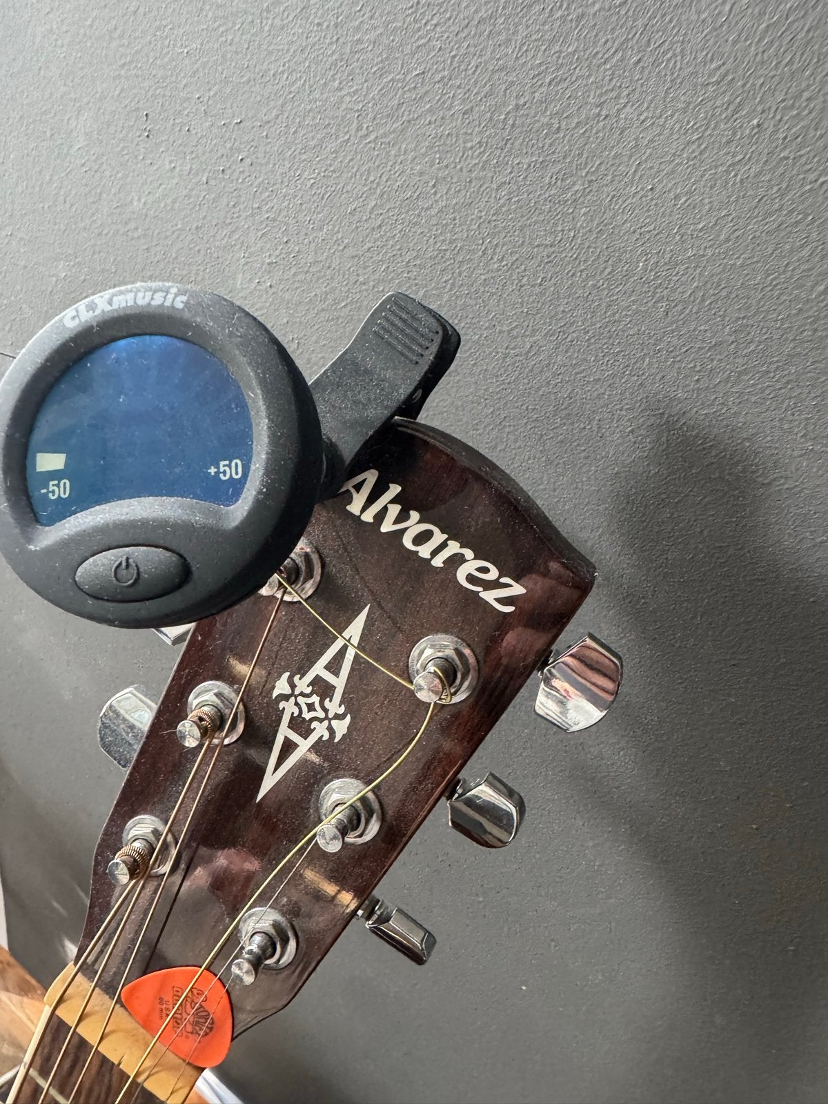 Alvarez akoestische gitaar met standaard en accessoires, Ophalen, Gebruikt, Western- of Steelstringgitaar