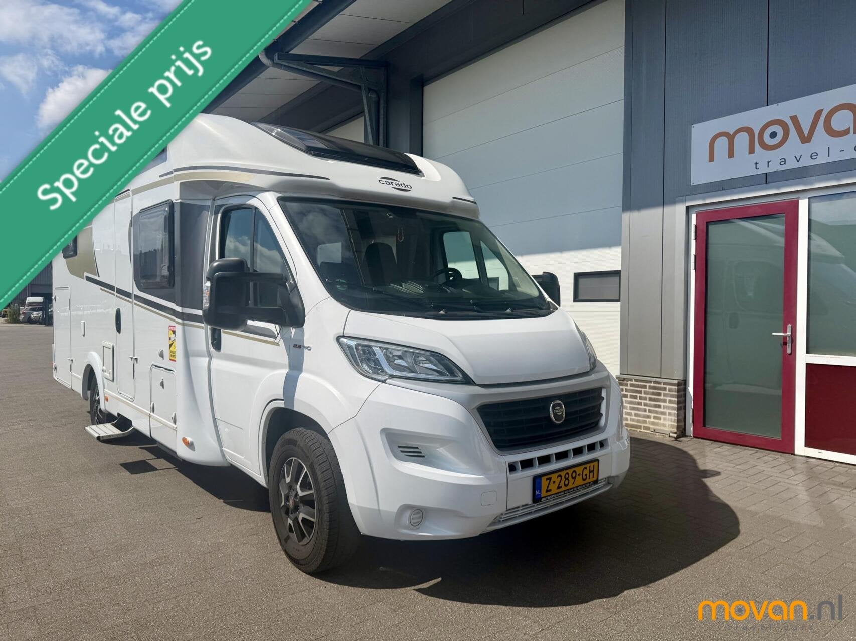 Carado T448 - Fiat 140PK - Enkele bedden - XXL garage, Caravans en Kamperen, 7 tot 8 meter, Bedrijf, Diesel, 7 tot 8 meter