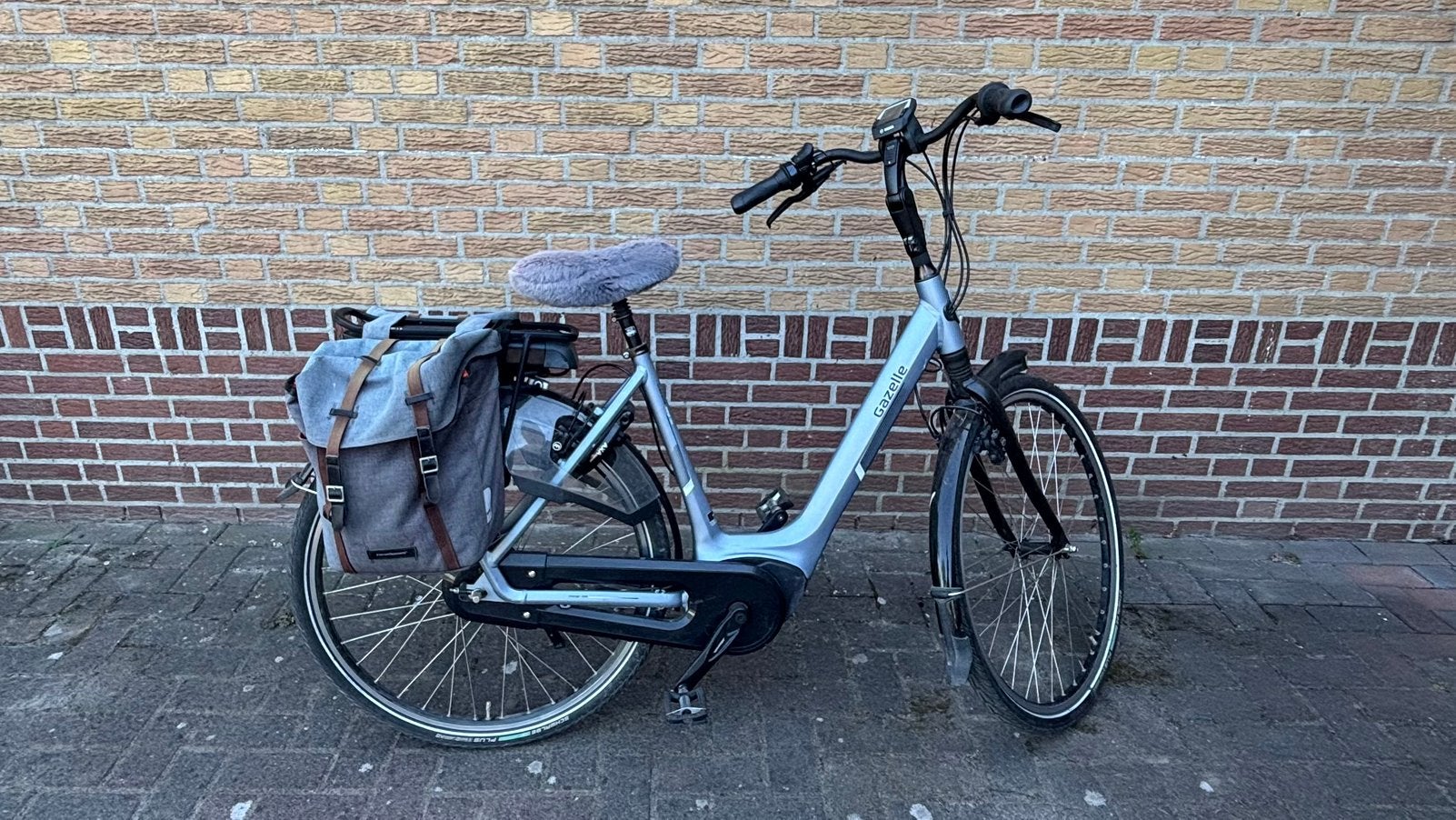 Gazelle Orange C310 elektrische fiets bosch motor - 7500 km, Ophalen of Verzenden, Zo goed als nieuw, 51 tot 55 cm, 50 km per accu of meer