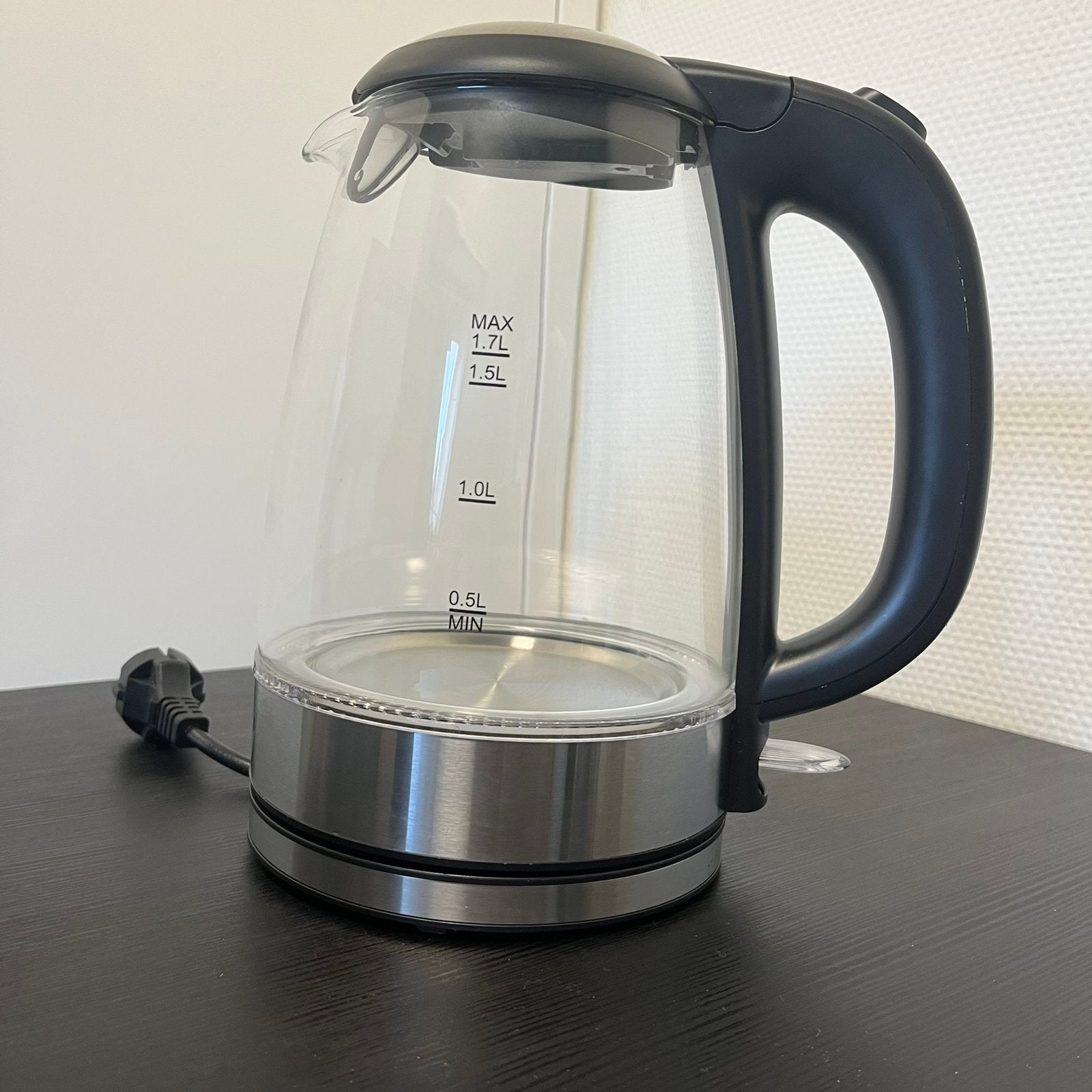 Home Essentials glazen waterkoker met blauw ledlicht, 1 tot 2 liter, Ophalen, Zo goed als nieuw