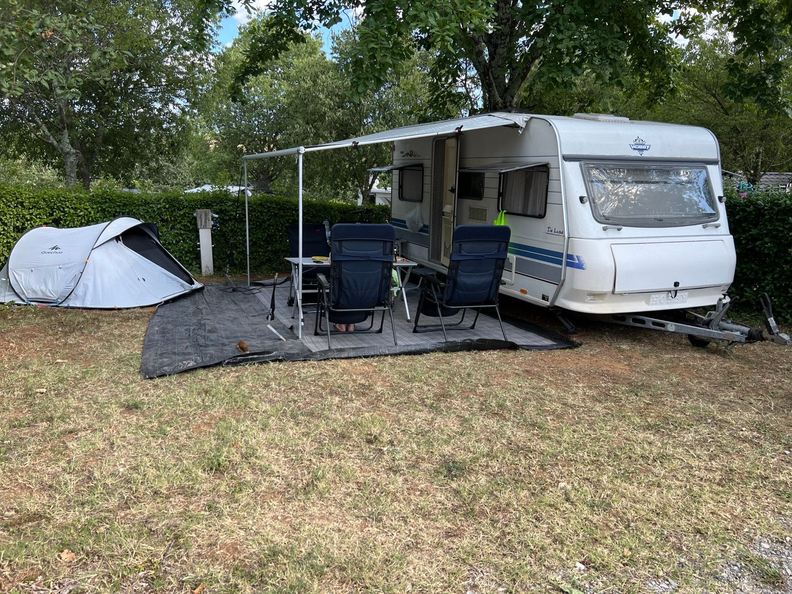 Hobby De Luxe 450 | vast bed | BOVAG 2026 | veel vernieuwd, Vast bed, Rondzit, Hobby, 750 - 1000 kg