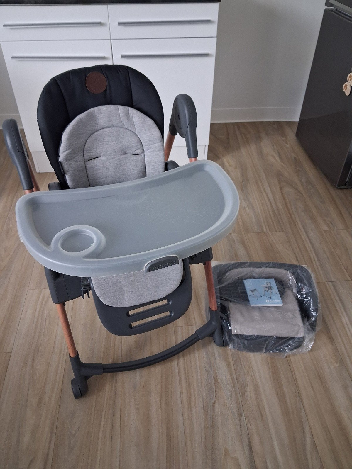 Maxi Cosi highchair, Kinderen en Baby's, Kinderstoelen, Zo goed als nieuw, Overige typen, Ophalen of Verzenden