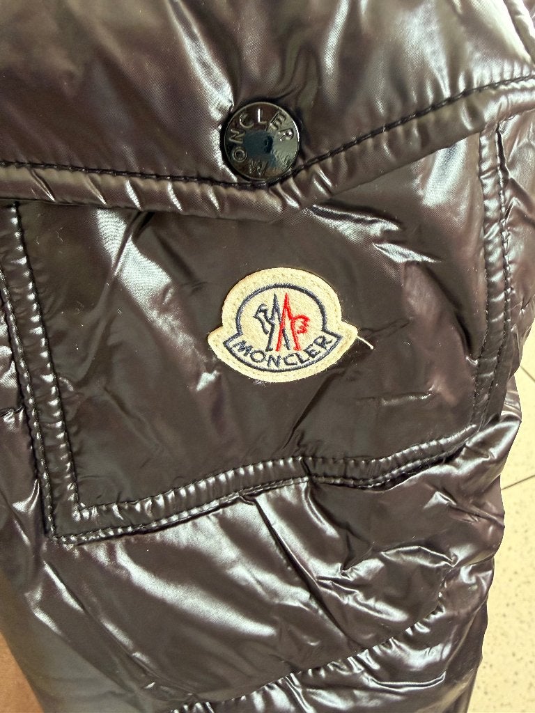Foto 2 van Moncler maya