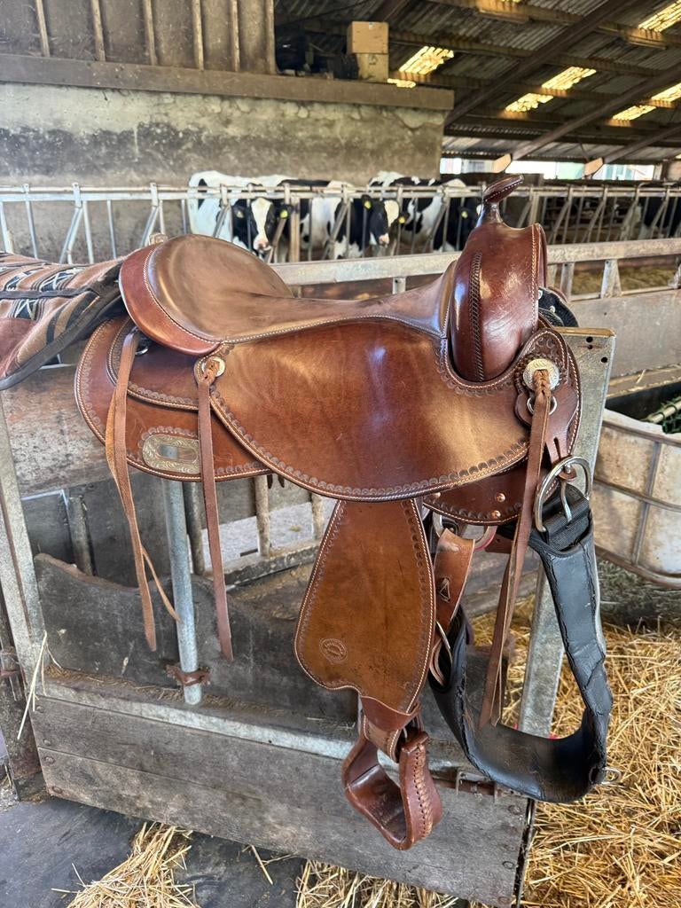 Colorado boomloos westernzadel en gaston mercier, Dieren en Toebehoren, Paarden en Pony's | Zadels, Ophalen of Verzenden, Zo goed als nieuw