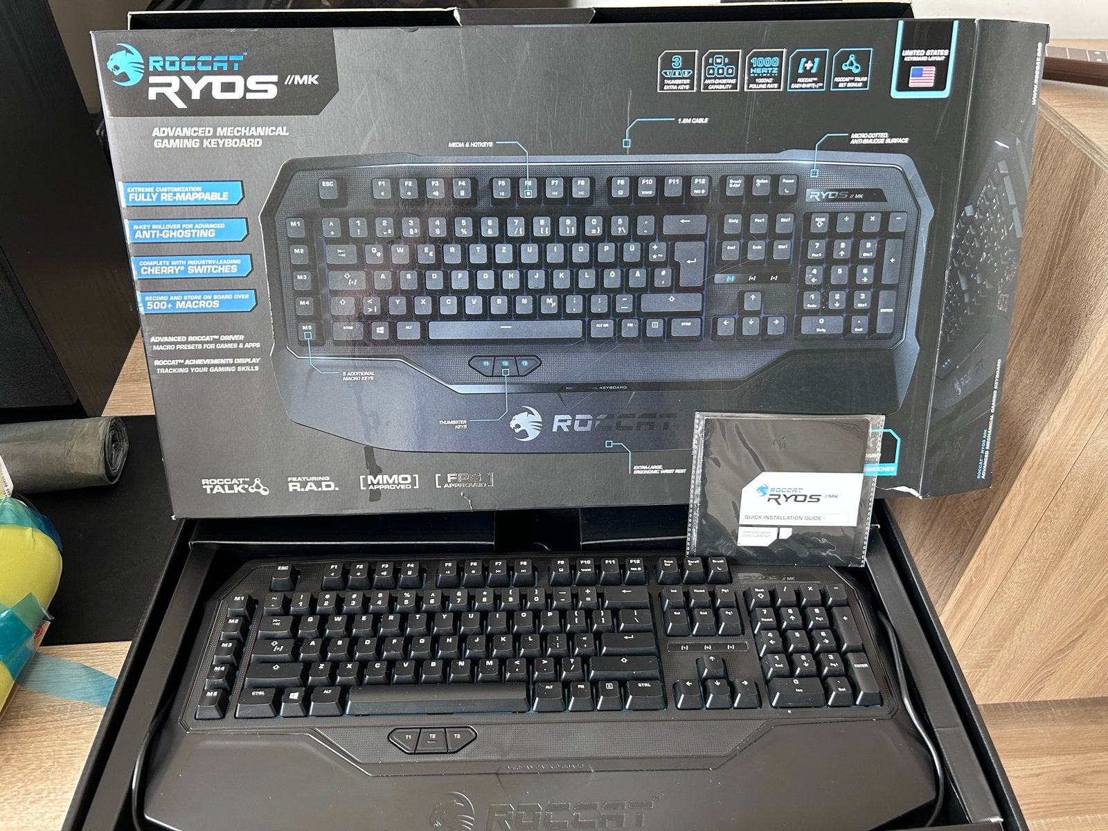 ROCCAT Ryos MK Pro Gaming Toetsenbord - Mechanisch, Computers en Software, Toetsenborden, Gaming toetsenbord, Ophalen of Verzenden