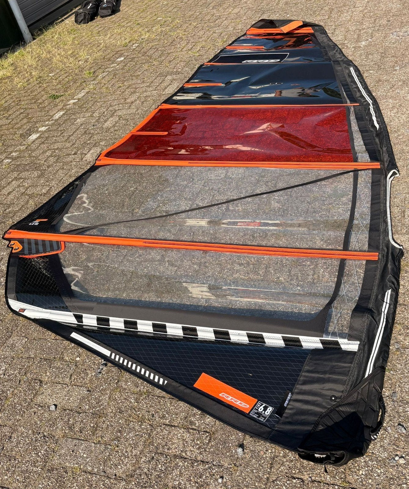 RRD Fire 6.8m² zeil met Dynamic Pro 460 mast, Watersport en Boten, Met mast, Info@robertoriccidesigns.com, Gebruikt, RRD International
