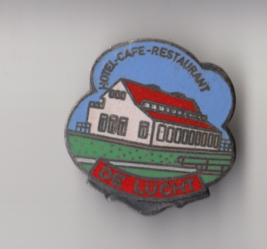 De Lucht Hotel Cafe Restaurant broche, Gebruikt, Niet vindbaar, Niet vindbaar, Speldje of Pin