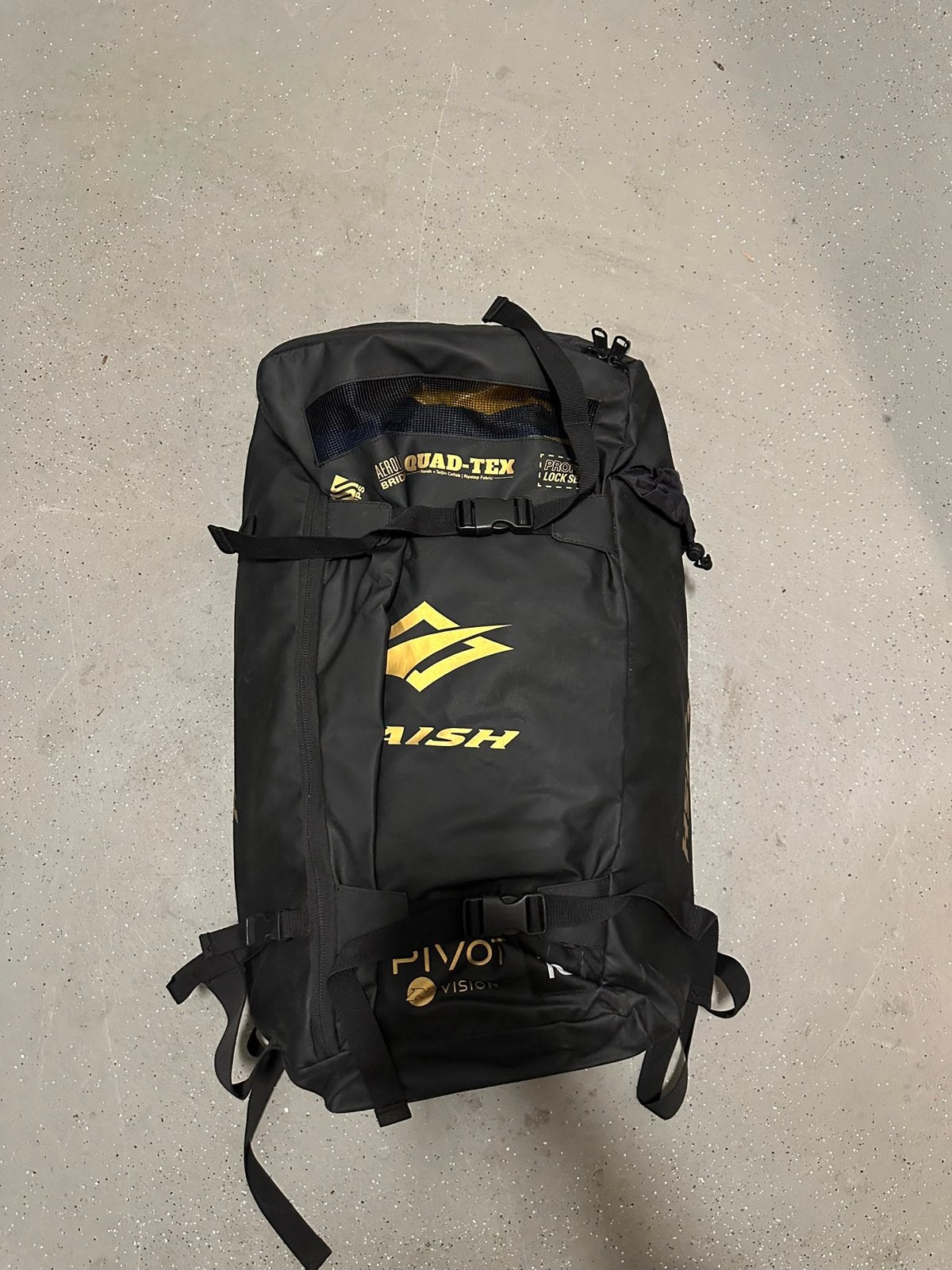 Naish Pivot NVision 10m 2026, Watersport en Boten, Kitesurfen, 10 m², Geen board, Ophalen of Verzenden, Zo goed als nieuw