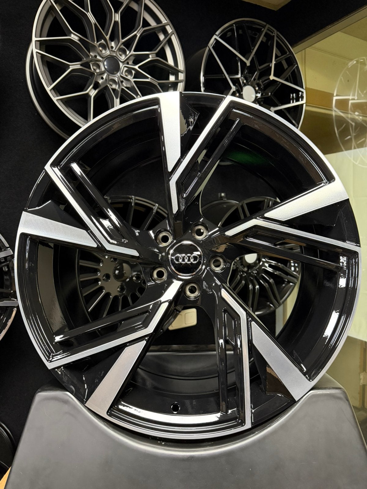 20 inch velgen voor Audi RS6 look 5x112 A4 A5 A6 Q3 Q5 ETRON