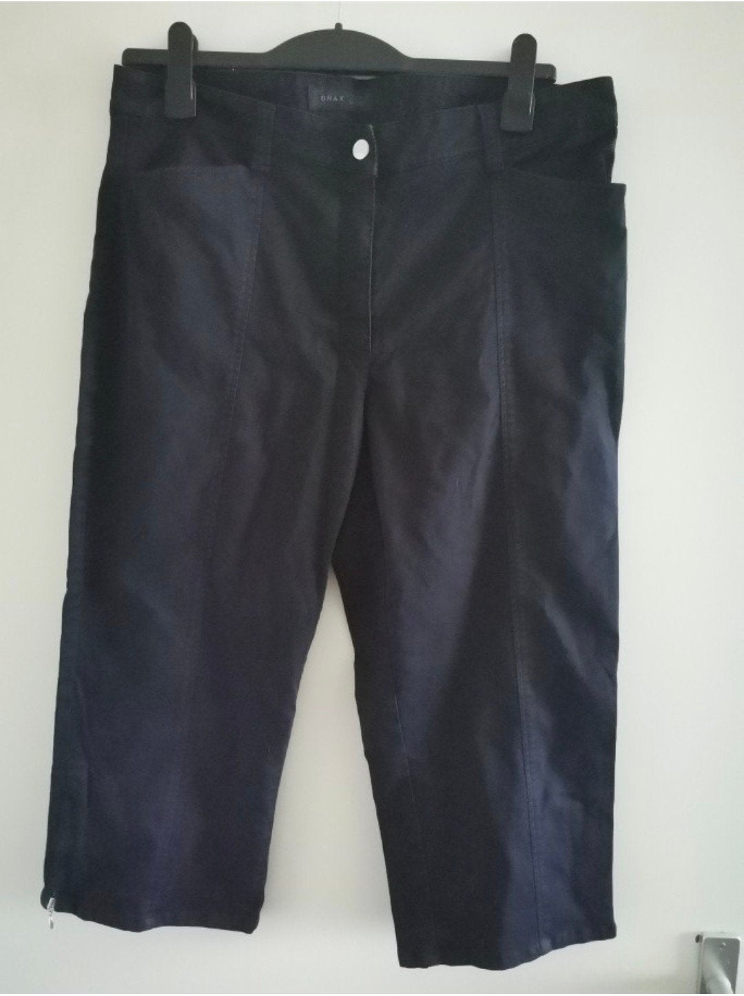 Brax Donkerblauwe driekwart broek Mt46 ZGAN!
City Sport
Antj, Ophalen of Verzenden, Zo goed als nieuw, Blauw, Driekwart