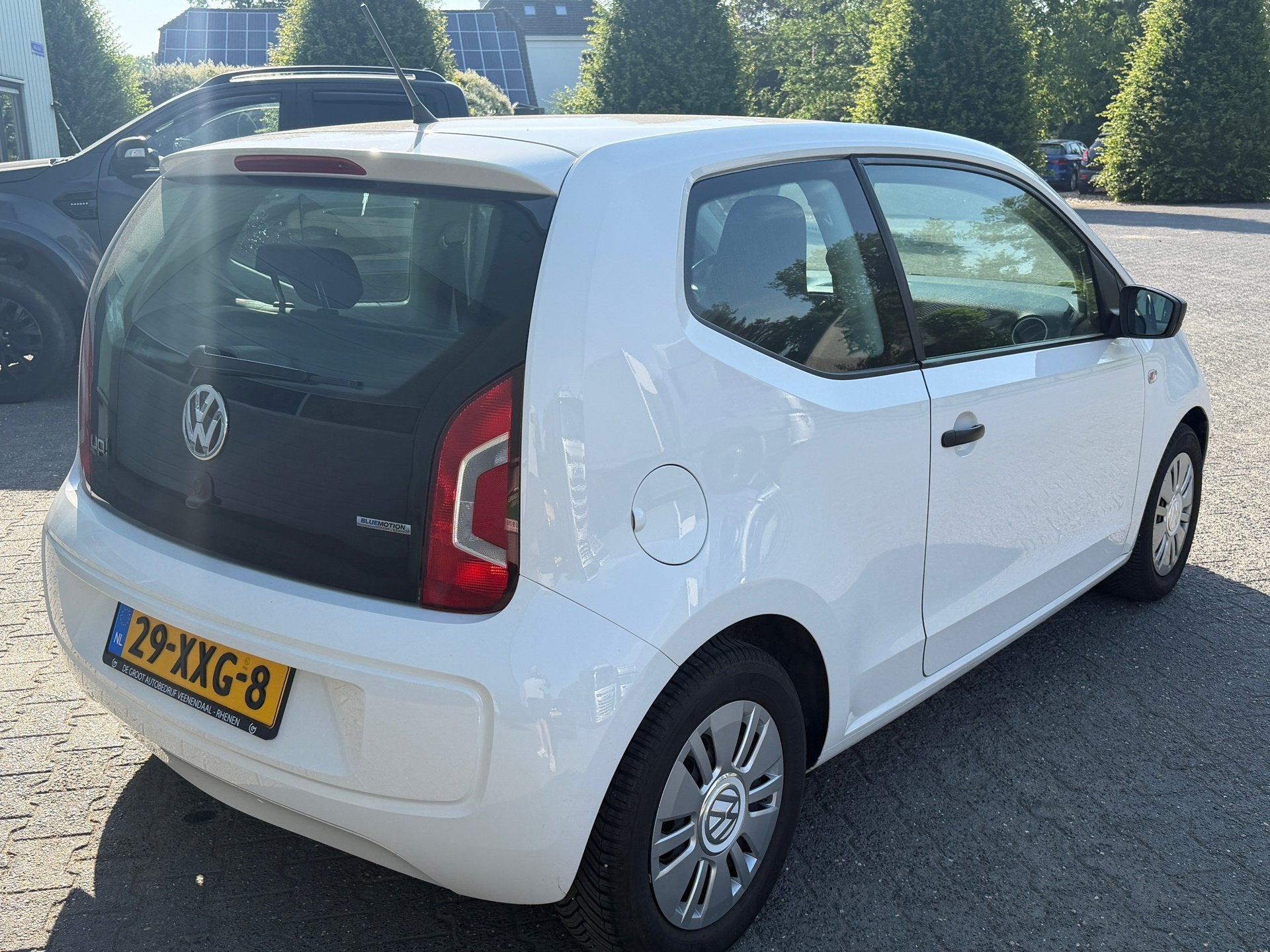 Foto 5 van Volkswagen Up! 1.0 take up! BlueMotion Airco Lage km stand
