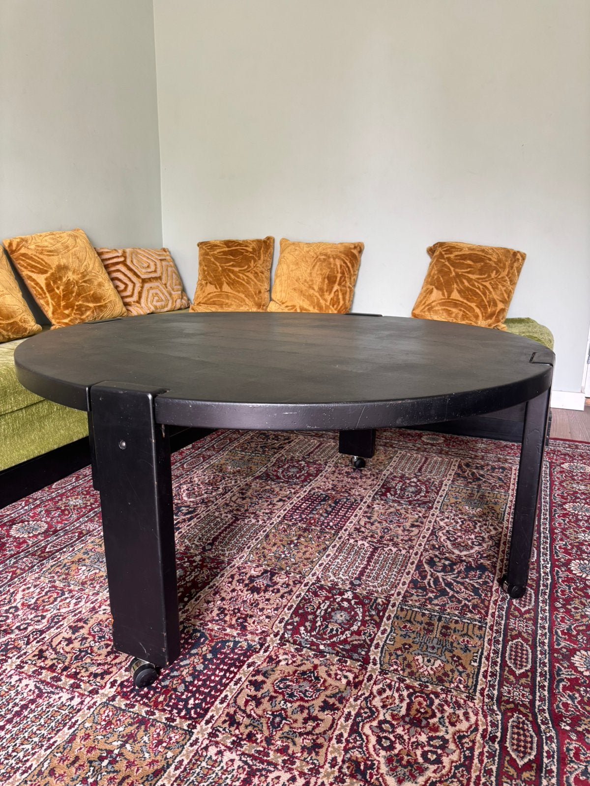 Zware houten salontafel, Huis en Inrichting, Tafels | Salontafels, Gebruikt, Rond, Ophalen of Verzenden, Grenenhout