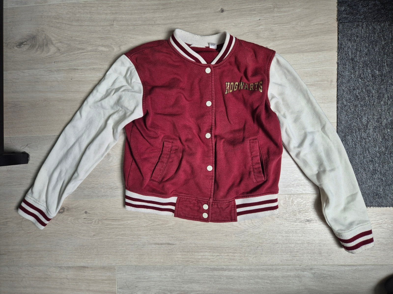 Harry Potter Hogwarts Varsity Jas Maat 158/164, Gebruikt, Jongen of Meisje, Ophalen of Verzenden, Harry Potter