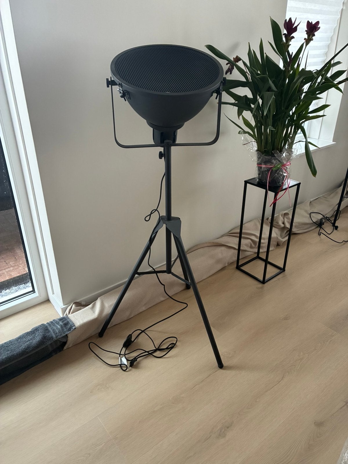 Vloerlamp, Huis en Inrichting, Lampen | Vloerlampen, Ophalen, Zo goed als nieuw, 150 tot 200 cm