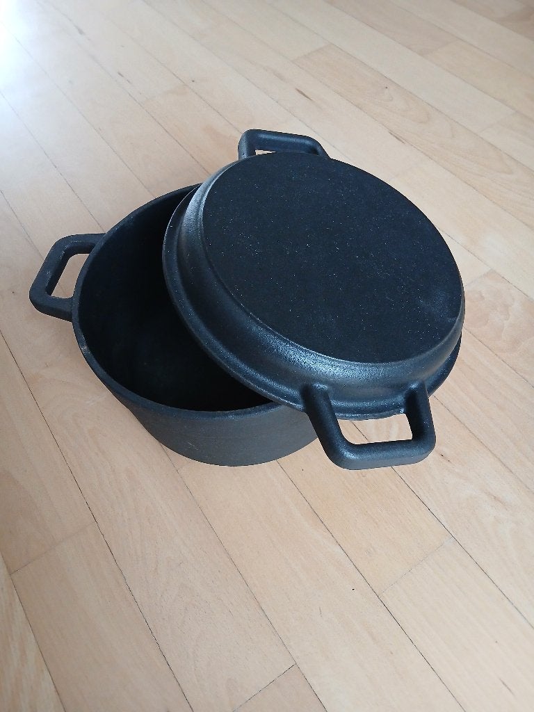 Gietijzeren pannen, Huis en Inrichting, Keuken | Potten en Pannen, Gietijzer, Overige typen, Ophalen of Verzenden, Zo goed als nieuw