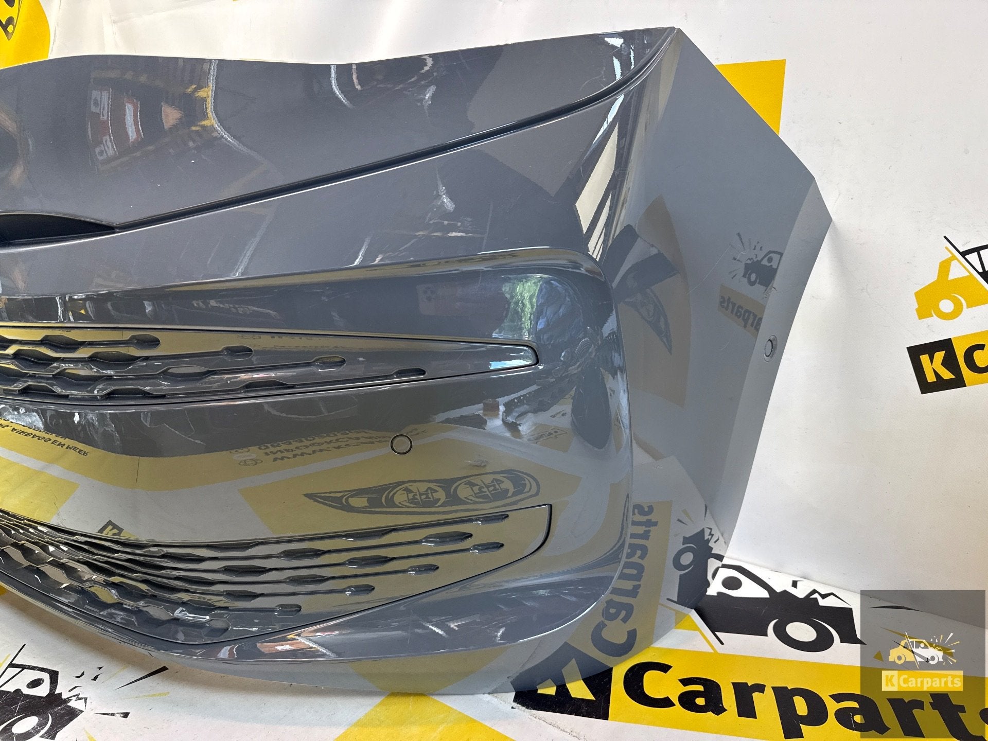 VW Volkswagen Transporter T7 Multivan Voorbumper 7T0807221F, Gebruikt, Volkswagen AG, Bumper, Berliner Ring 2
38440  Wolfsburg, DE