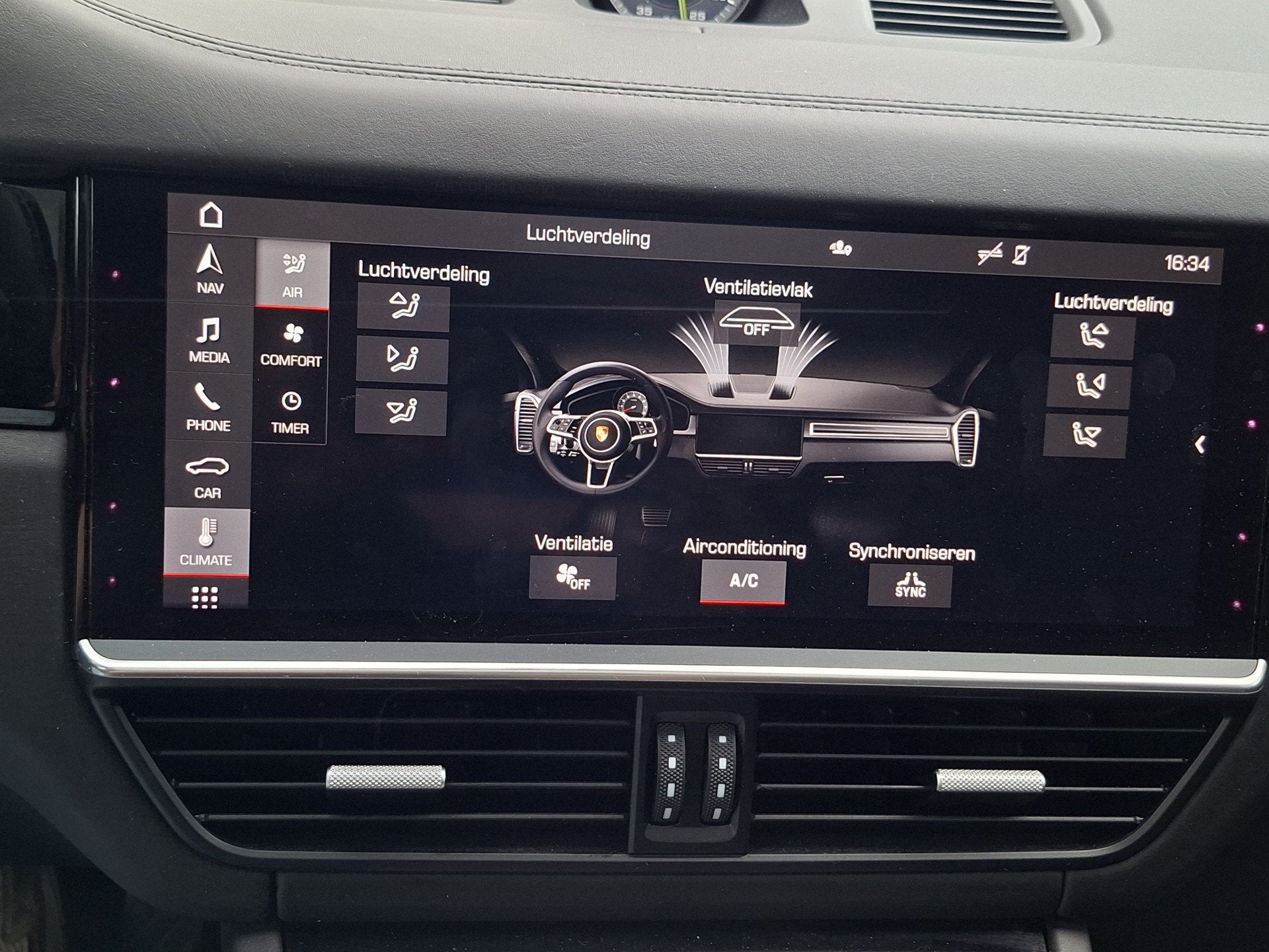 Foto 8 van Porsche Cayenne Coupé 3.0 E-Hybrid Pano Trekhaak(3500) 360