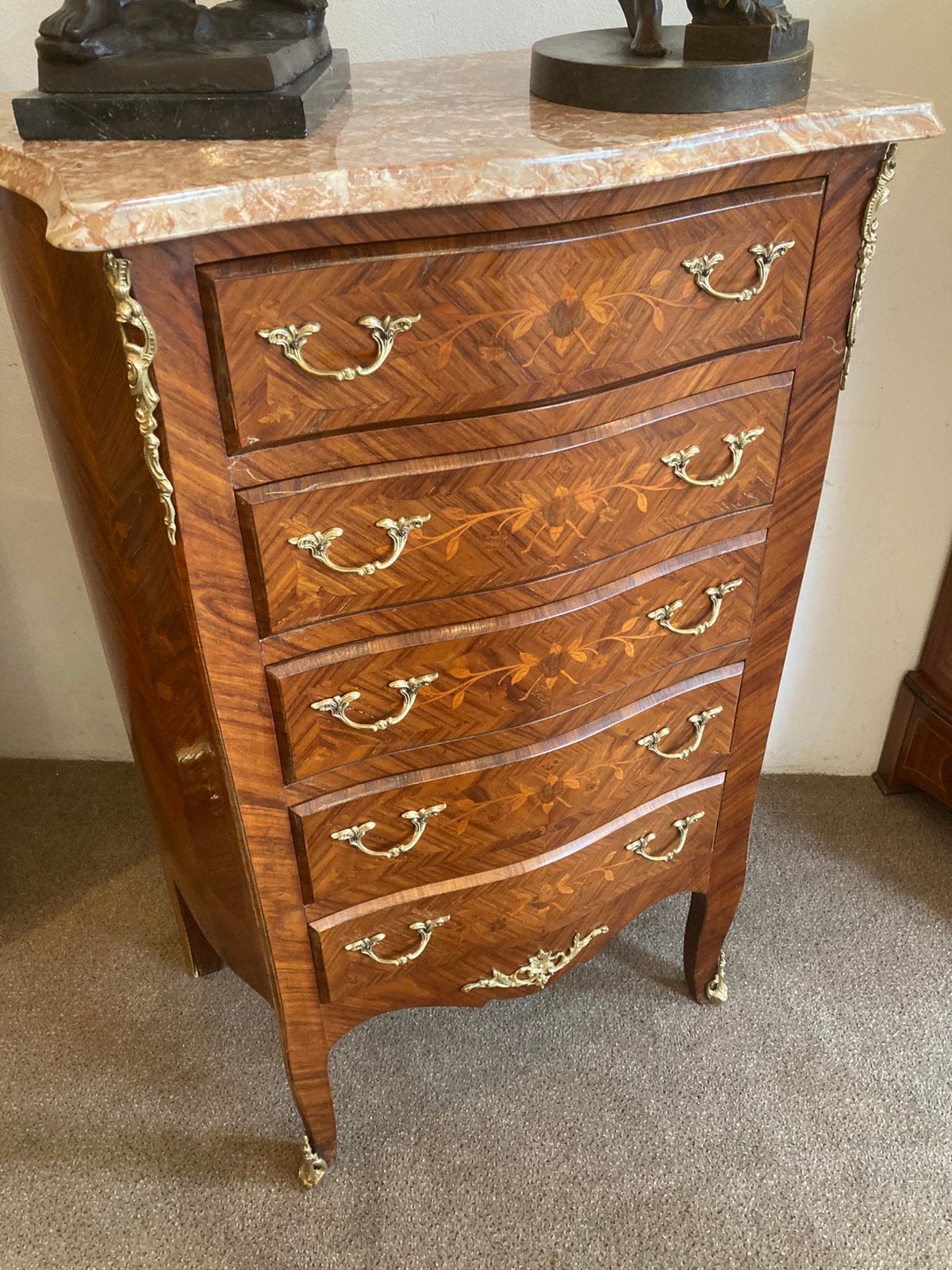 Antieke franse gebogen marqueterie ladenkast, Ophalen