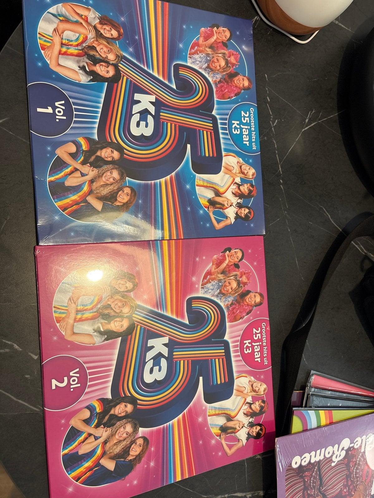K3 - Grootste Hits Van 25 Jaar K3 Vol. 1 & 2 (Roze/Blauw), Ophalen of Verzenden, 12 inch, Nieuw in verpakking, Colored vinyl