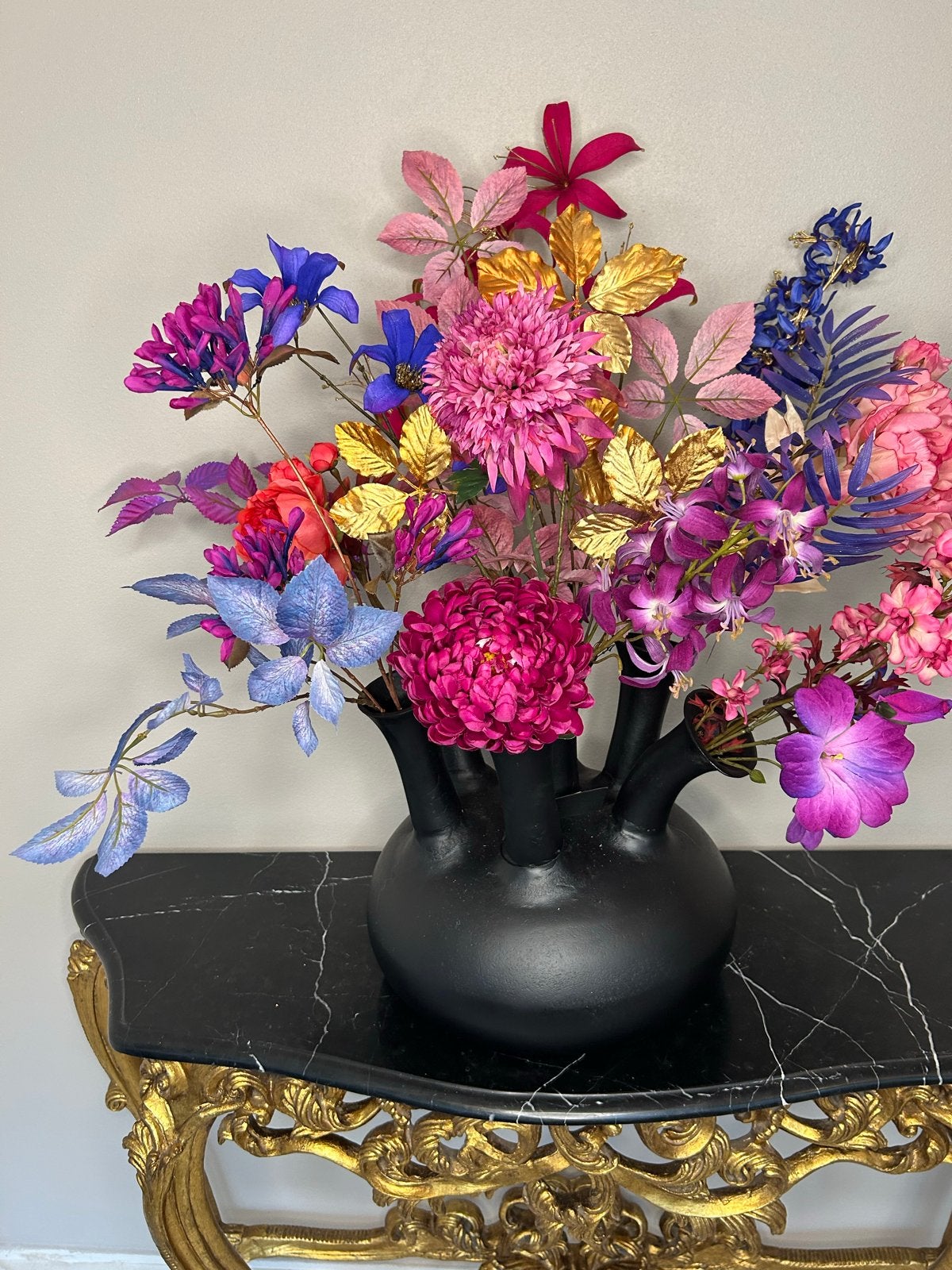 Toetervaas met boeket, naar wens aanpasbaar, Overige materialen, Zwart, Inclusief decoratie, Ophalen of Verzenden