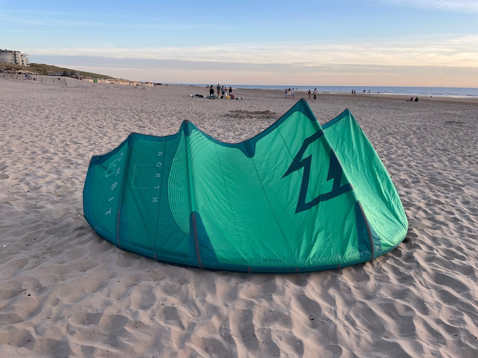 North Orbit 22 10m kite - Zo goed als nieuw, Watersport en Boten, Kitesurfen, Ophalen, 10 m², Geen board, Zo goed als nieuw