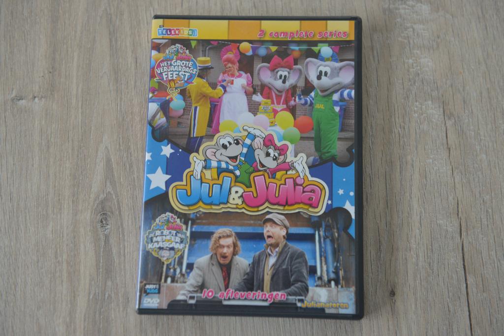 TELEKIDS = JUL & JULIA JULIANATOREN Twee complete series, Cd's en Dvd's, Dvd's | Kinderen en Jeugd, Zo goed als nieuw, Tv fictie
