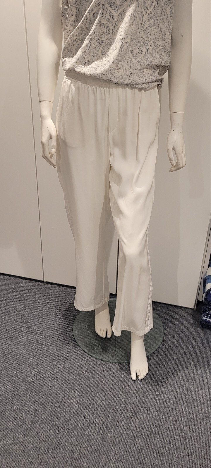 Wijde broek van Filippa K ivoor wit Maat Large, Maat 38/40 (M), Verzenden, Wit, Lang