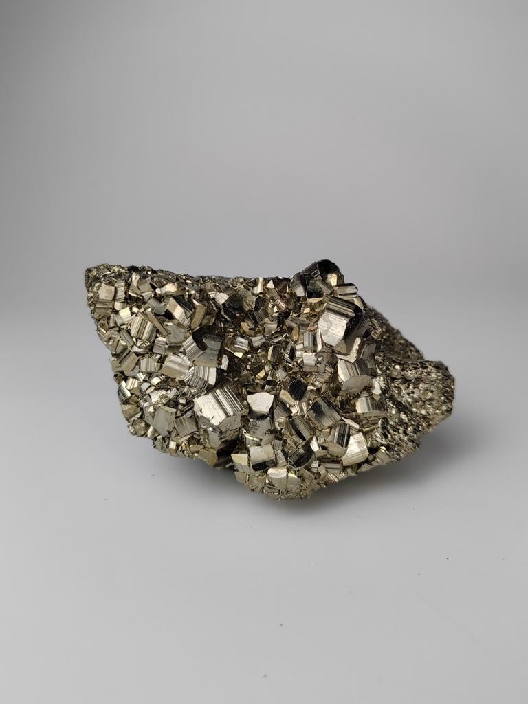 Schitterende pyriet uit Peru, Ophalen of Verzenden, Mineraal