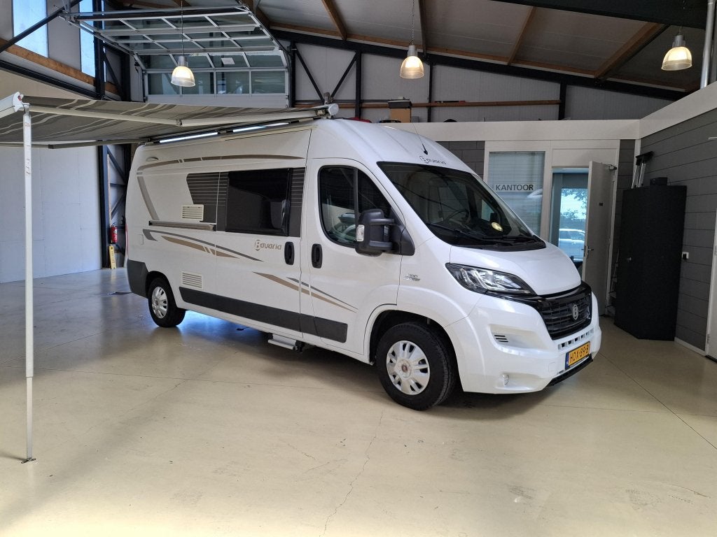 2015 Bavaria 600 130PK Vastbed Hordeur Vans wing 63000Km, Caravans en Kamperen, Campers, Luifel, Buscamper of Camperbus, Koelkast