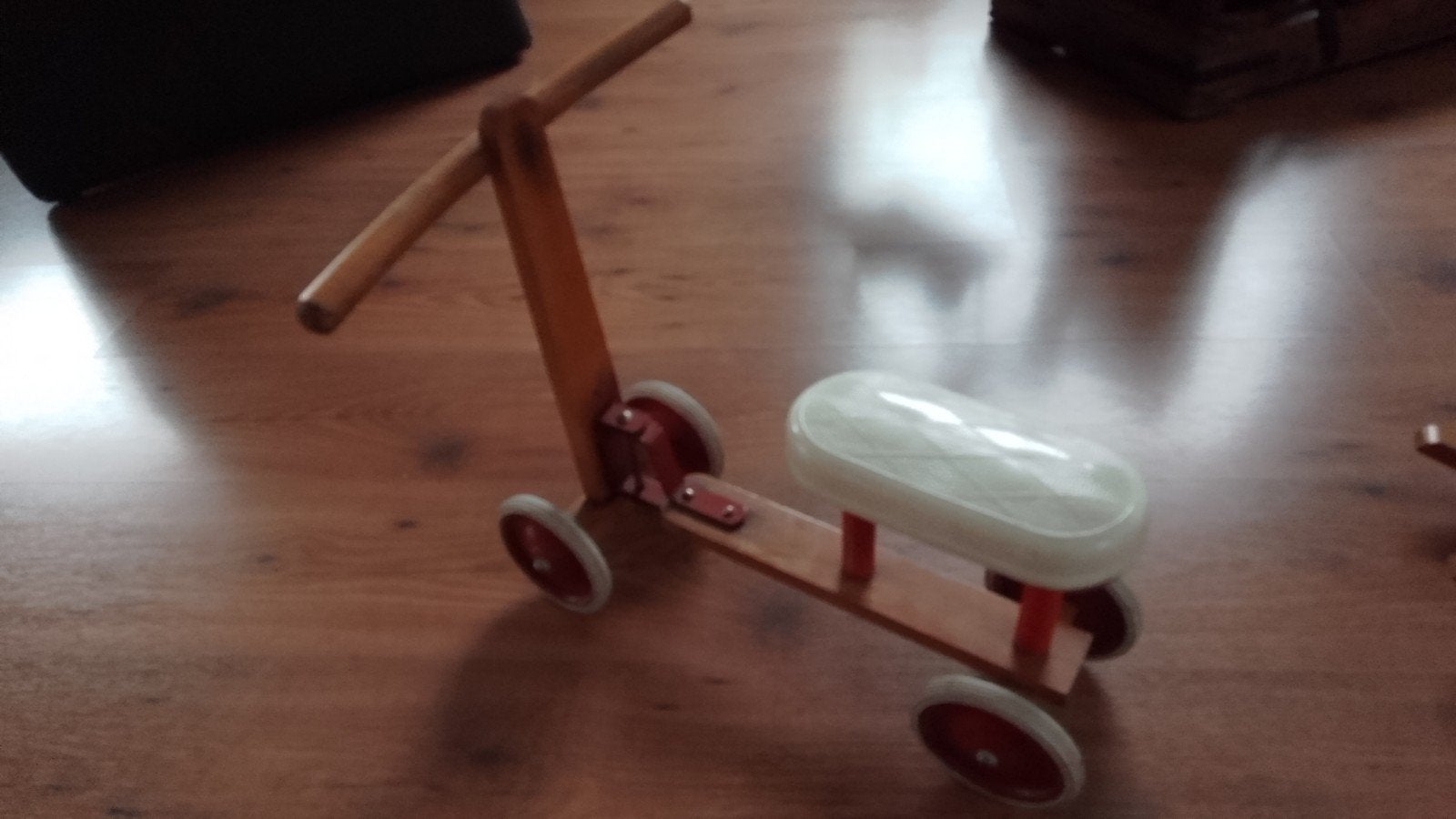 Oud retro loopfietsje, Ophalen of Verzenden