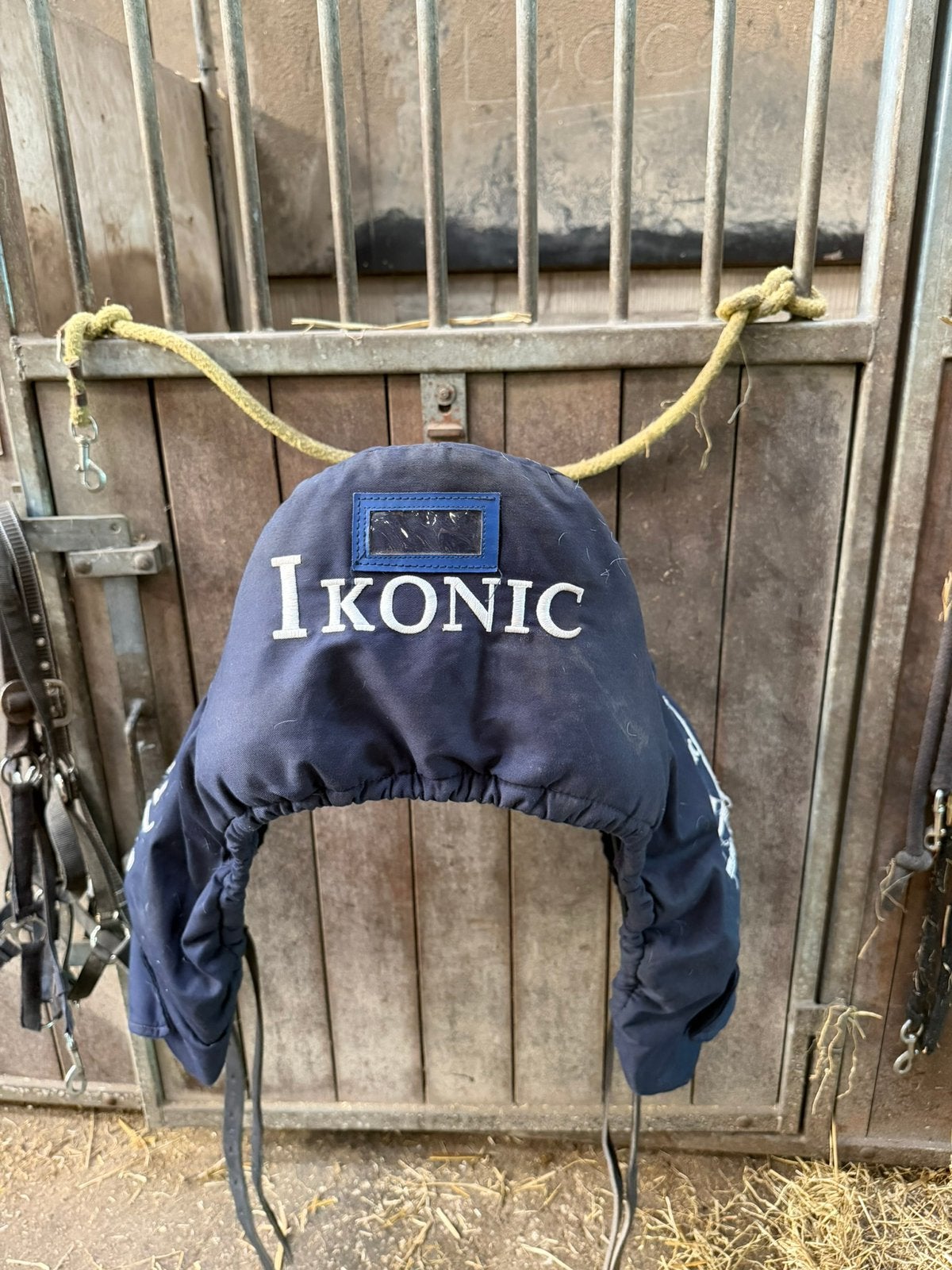 16.5 inch ikonic dressuurzadel, Dieren en Toebehoren, Dressuur, Ikonic, Diepe zit, Ophalen of Verzenden