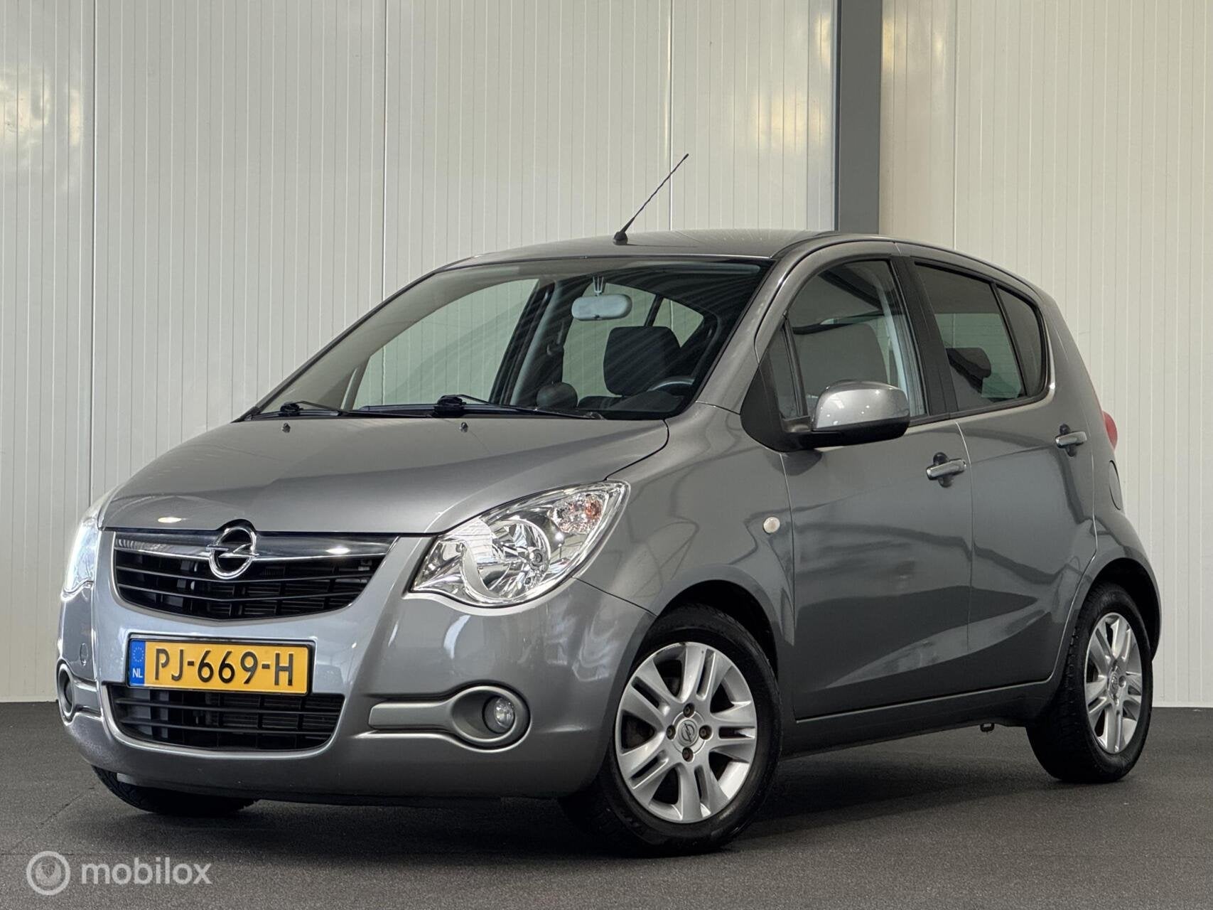 Opel Agila 1.2 Edition AUTOMAAT [ volledige historie Airco ], Auto's, 40 €/maand, Bedrijf, 200 kg, Hatchback