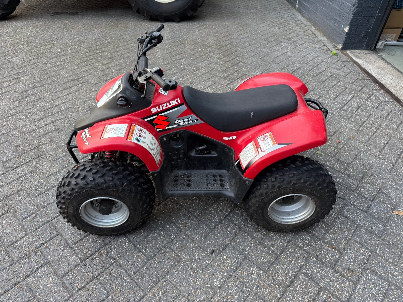 Suzuki lt 50