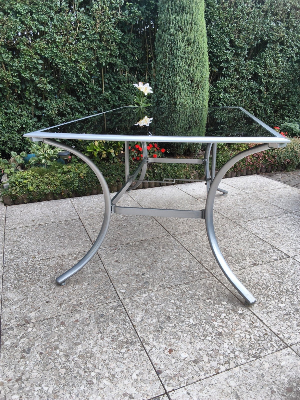 Tuintafel,   geldrop,   met glazenblad,    aluminium frame., Ophalen, Gebruikt, Rechthoekig, Aluminium