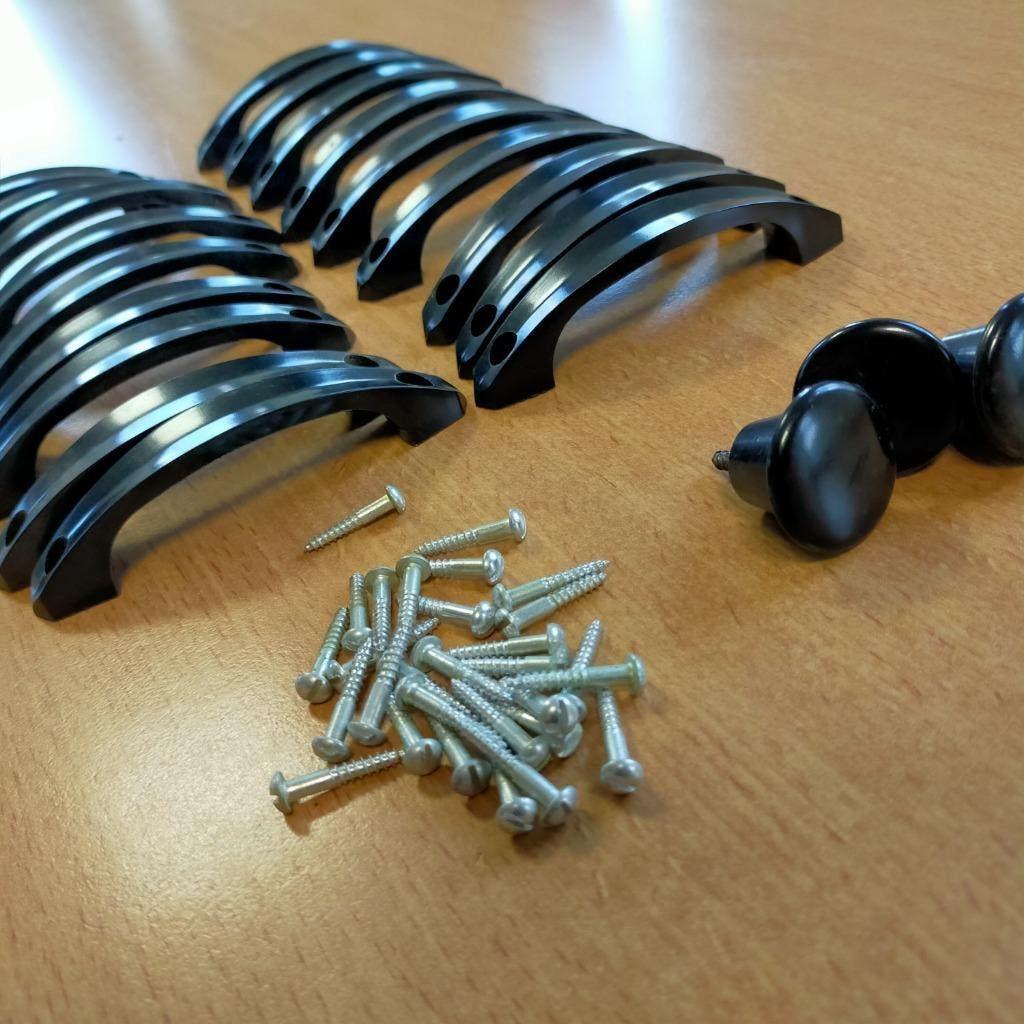 18x handgreep voor kast/lade zwart en 3 deurknopjes ``nieuw`, Ophalen, Zo goed als nieuw, Overige materialen, Overige typen