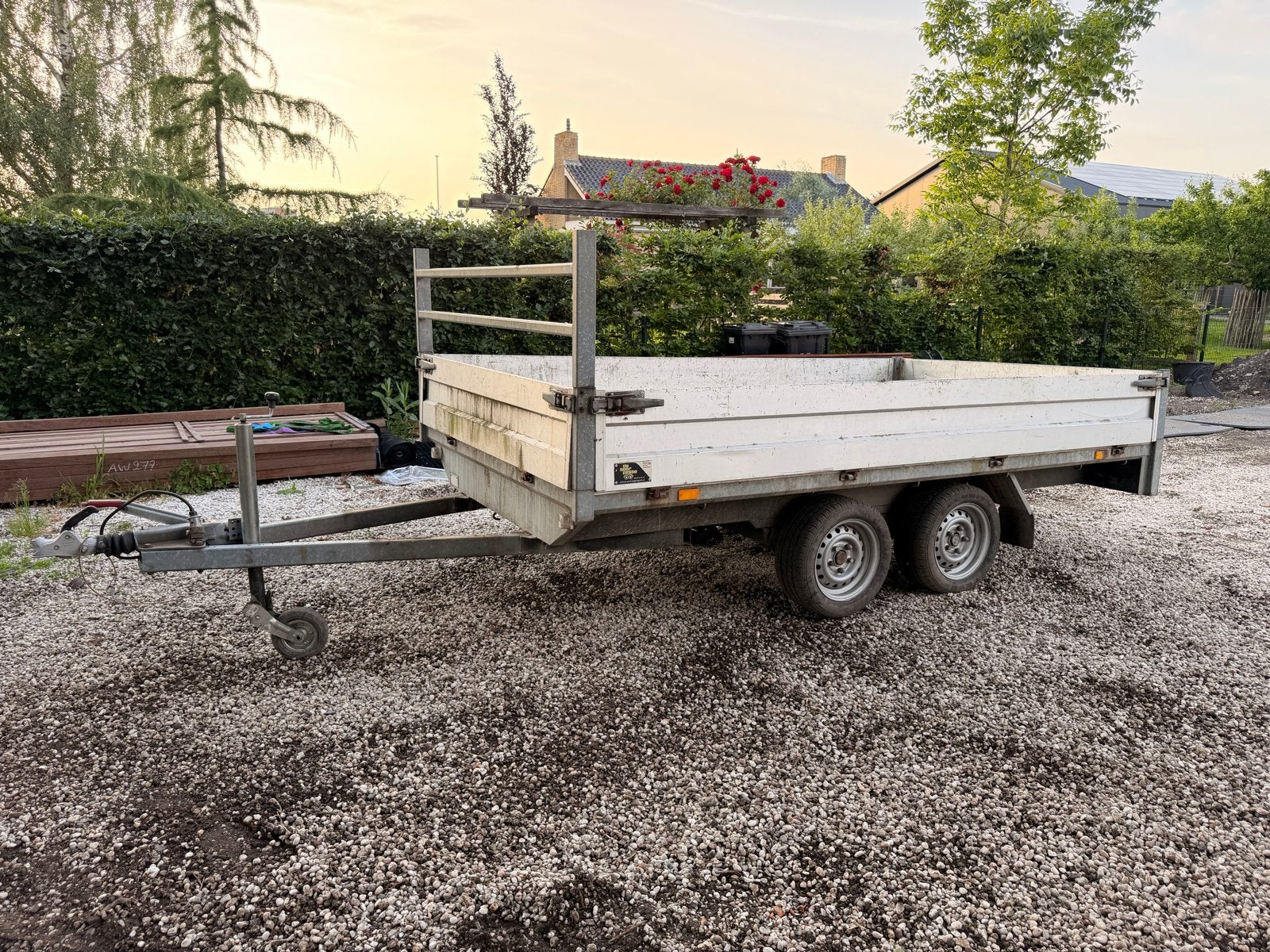 Robuuste aanhangwagen, Ophalen, Gebruikt